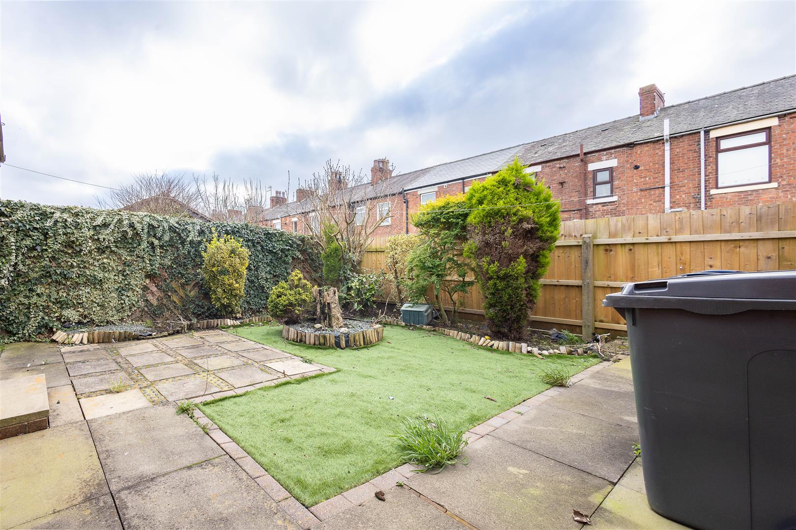 2 bed property in Pasture Field Close, Leyland